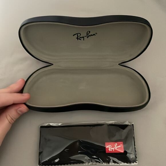 Ray-Ban Accessories - New ray-ban glasses / sunglasses case with cleaning cloth